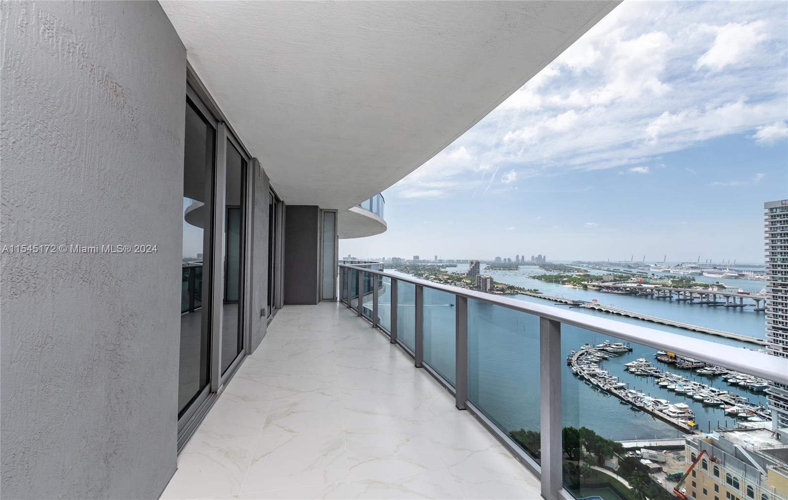 Condo for Sale in Miami, FL