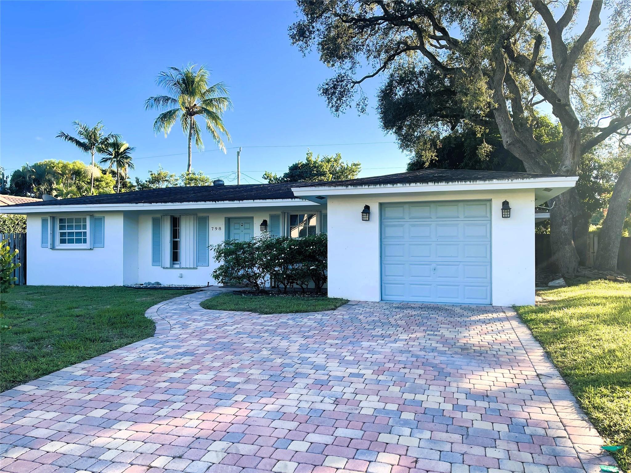 798 Nw 7th St Boca Raton FL 33486 | F10427738
