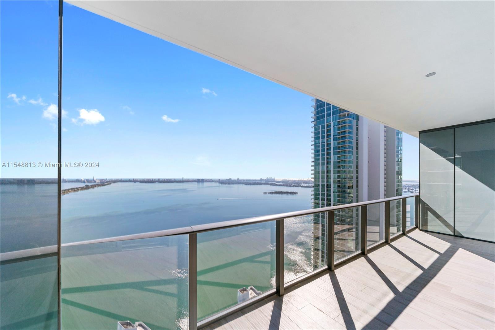 Condo for Sale in Miami, FL