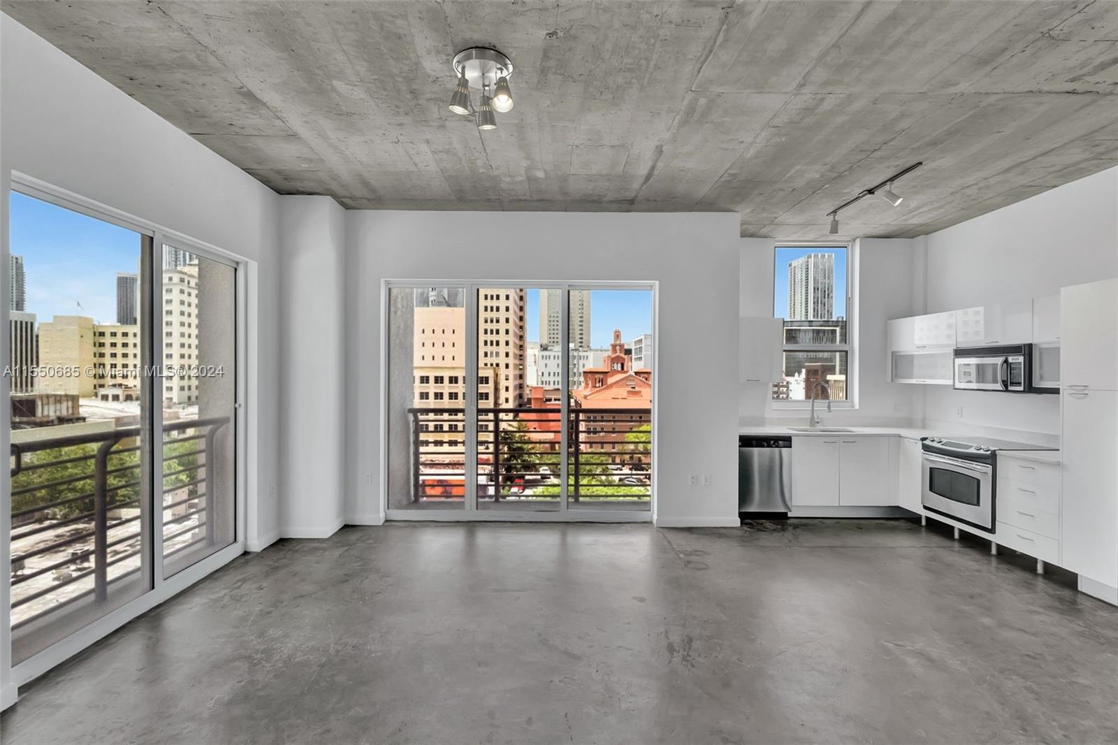 133 NE 2nd Ave #719, Miami FL 33132