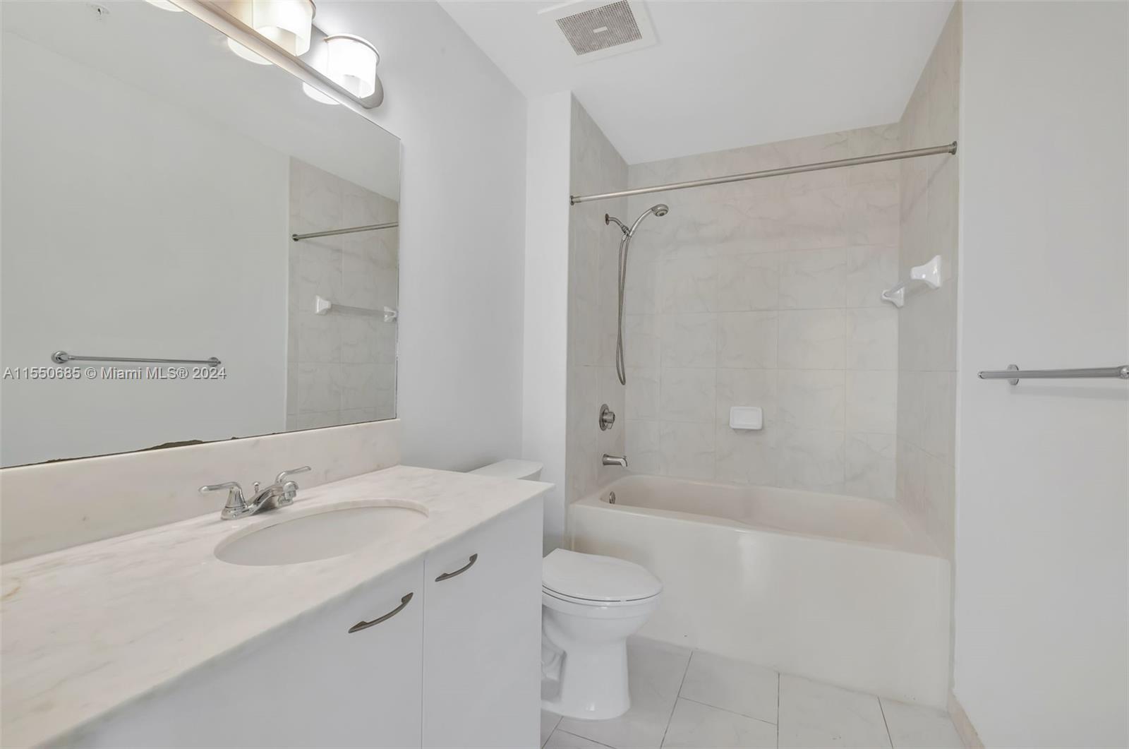 133 NE 2nd Ave #719, Miami FL 33132