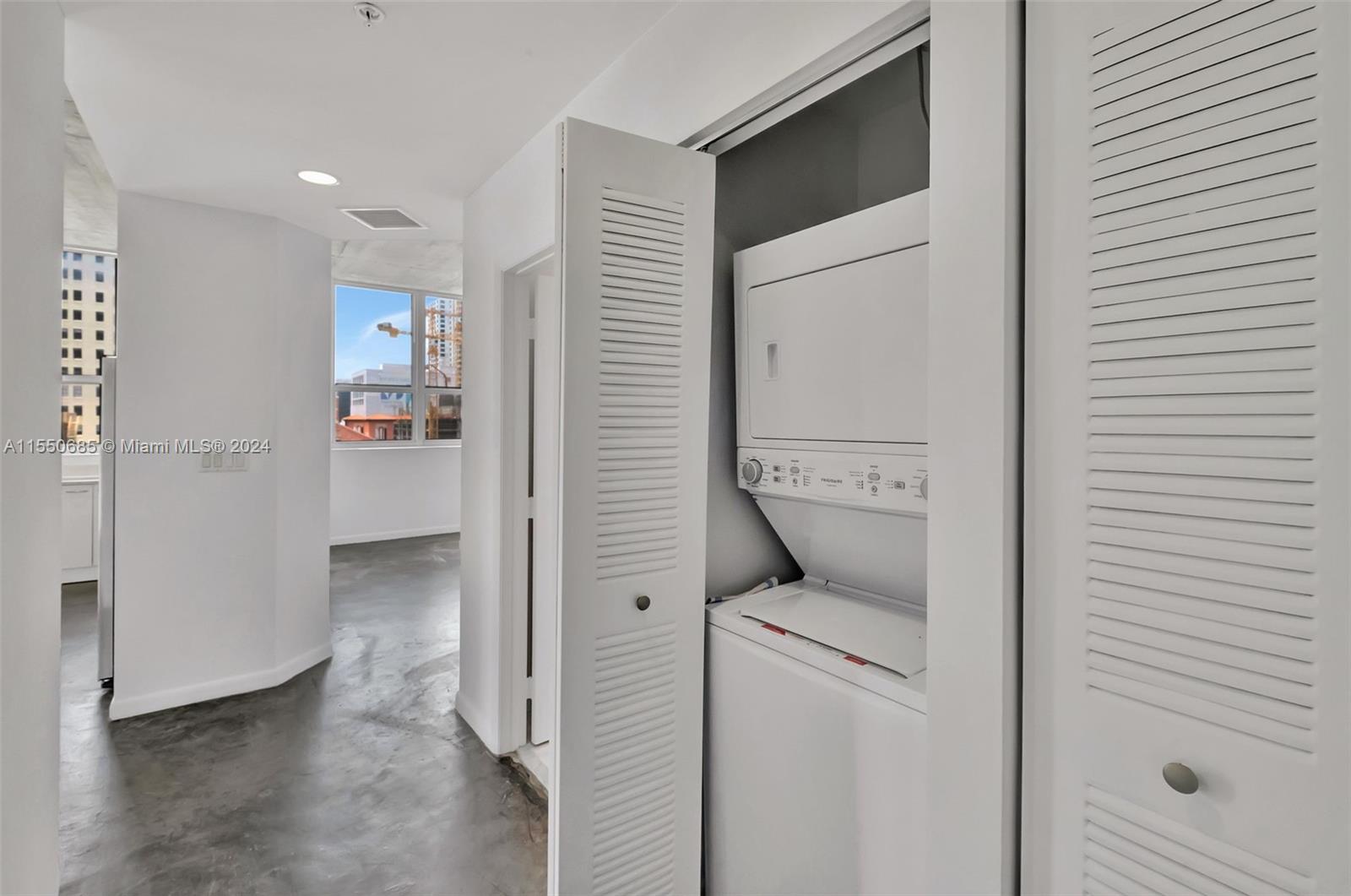 133 NE 2nd Ave #719, Miami FL 33132