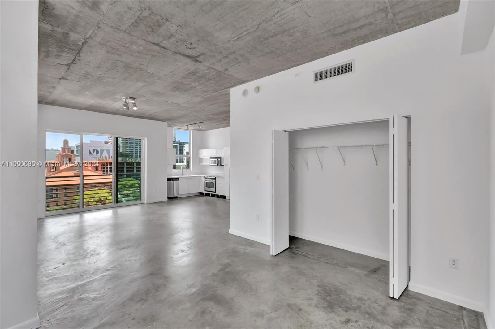 133 NE 2nd Ave #719, Miami FL 33132