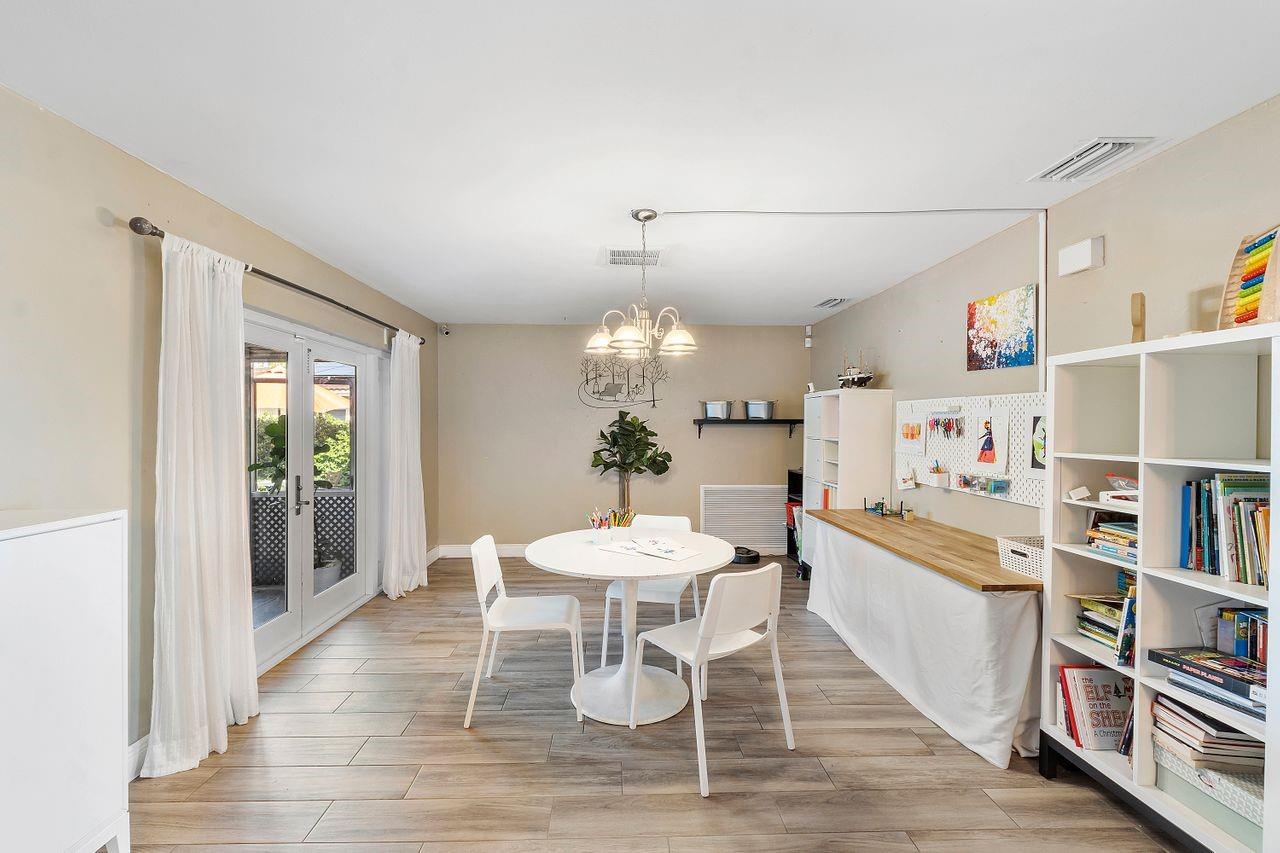 Great TV room or Hobby Room off Kitchen and Patio