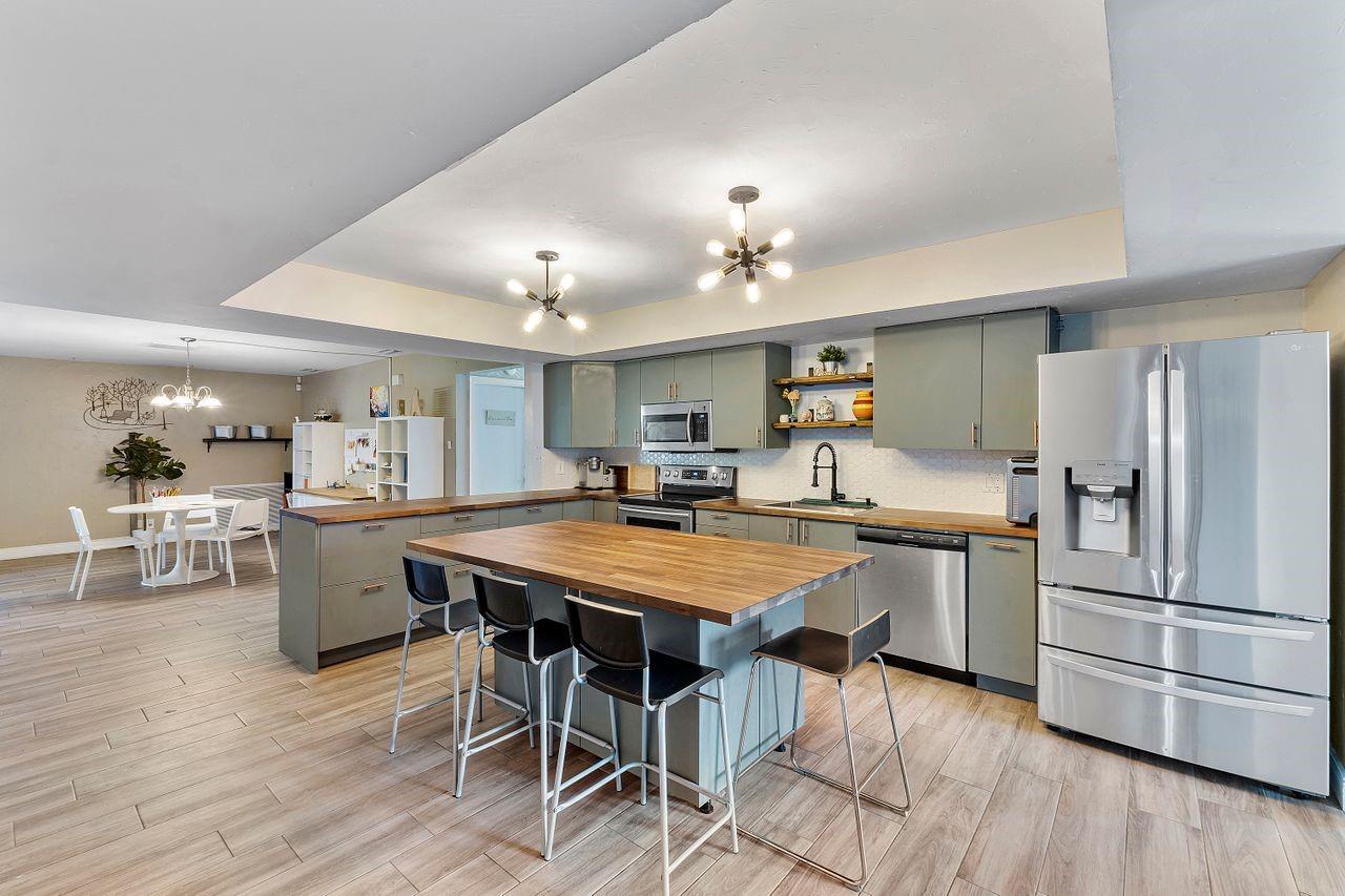 Kitchen with upgraded appliances