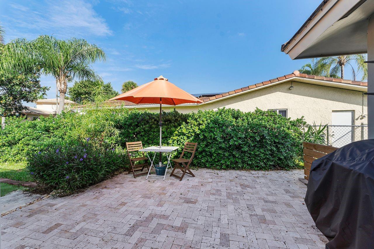 Large Patio that leads to large yard