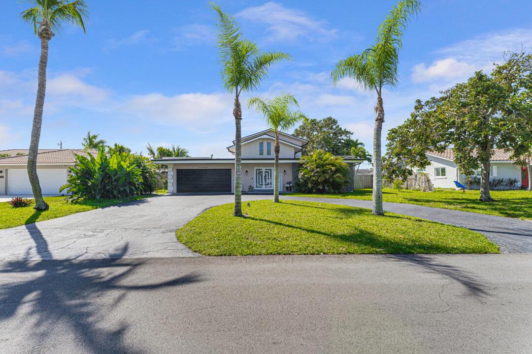 2002 Bonnie Street Boca Raton FL 33486 | R10969895