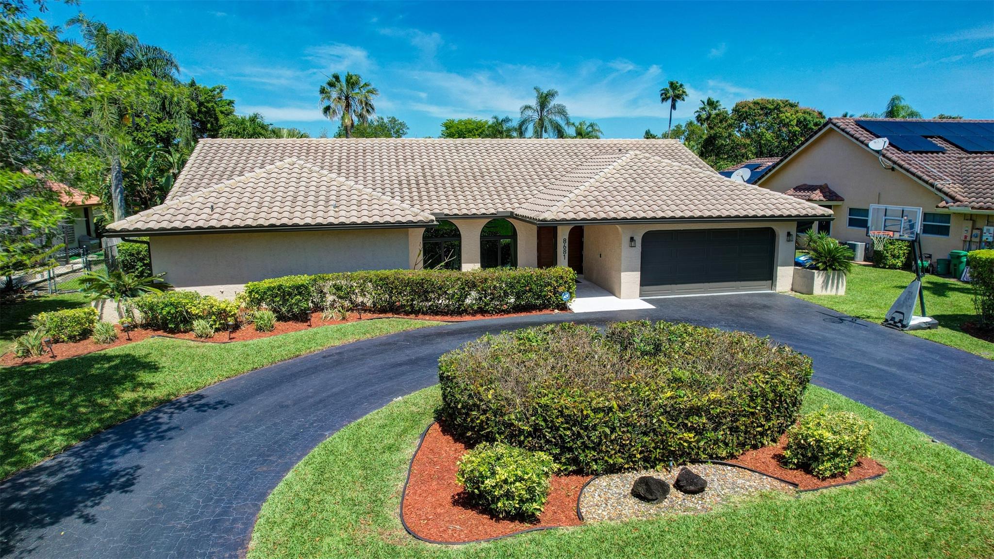 8681 Nw 53 Court Coral Springs FL 33067 | F10430086