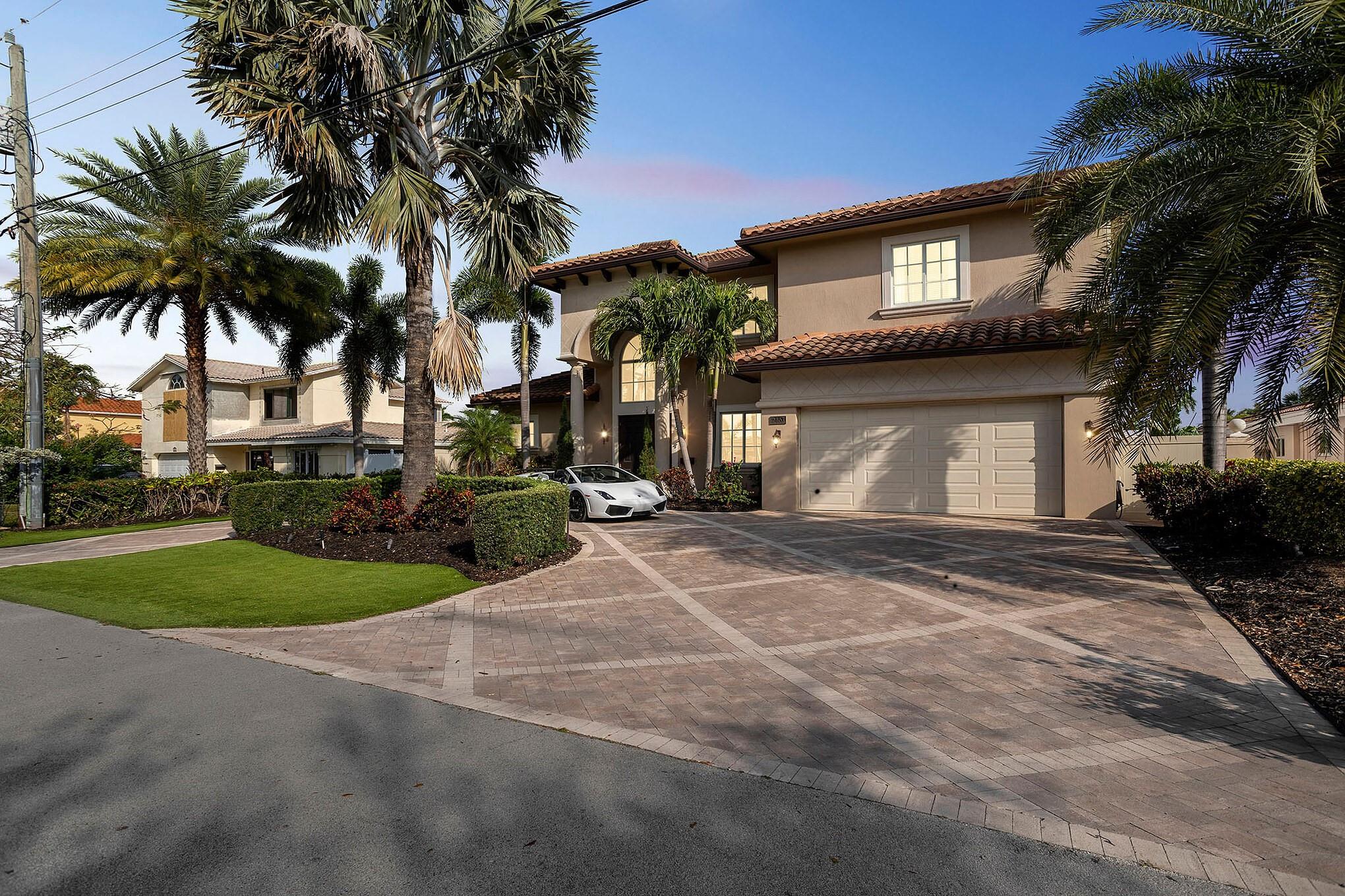 2461 Se 10th St Pompano Beach FL 33062 | F10430035