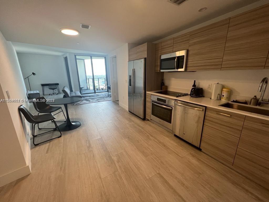 Condo for Sale in Miami, FL