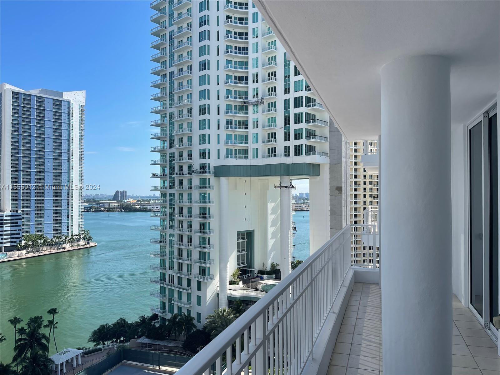 Condo for Sale in Miami, FL