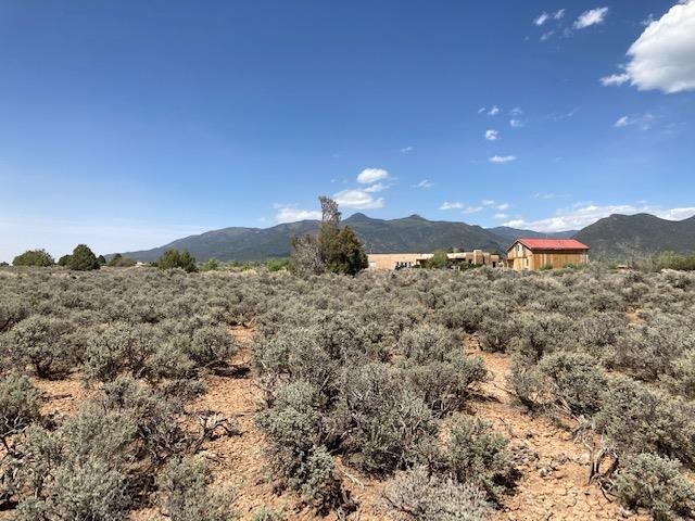 On Sol Grande, Arroyo Seco, NM, 87514