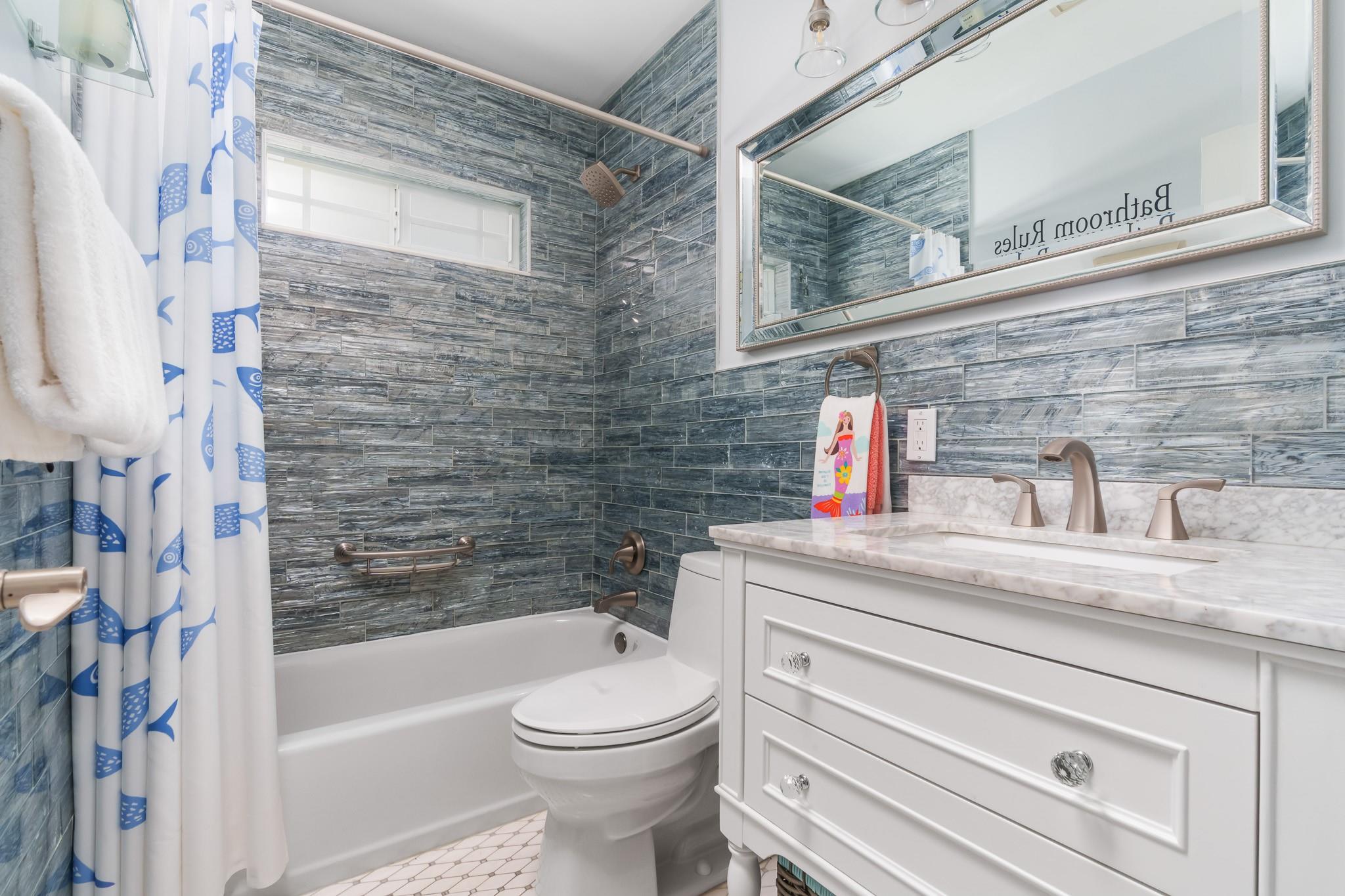 Hallway/Guest bath, lovingly updated~