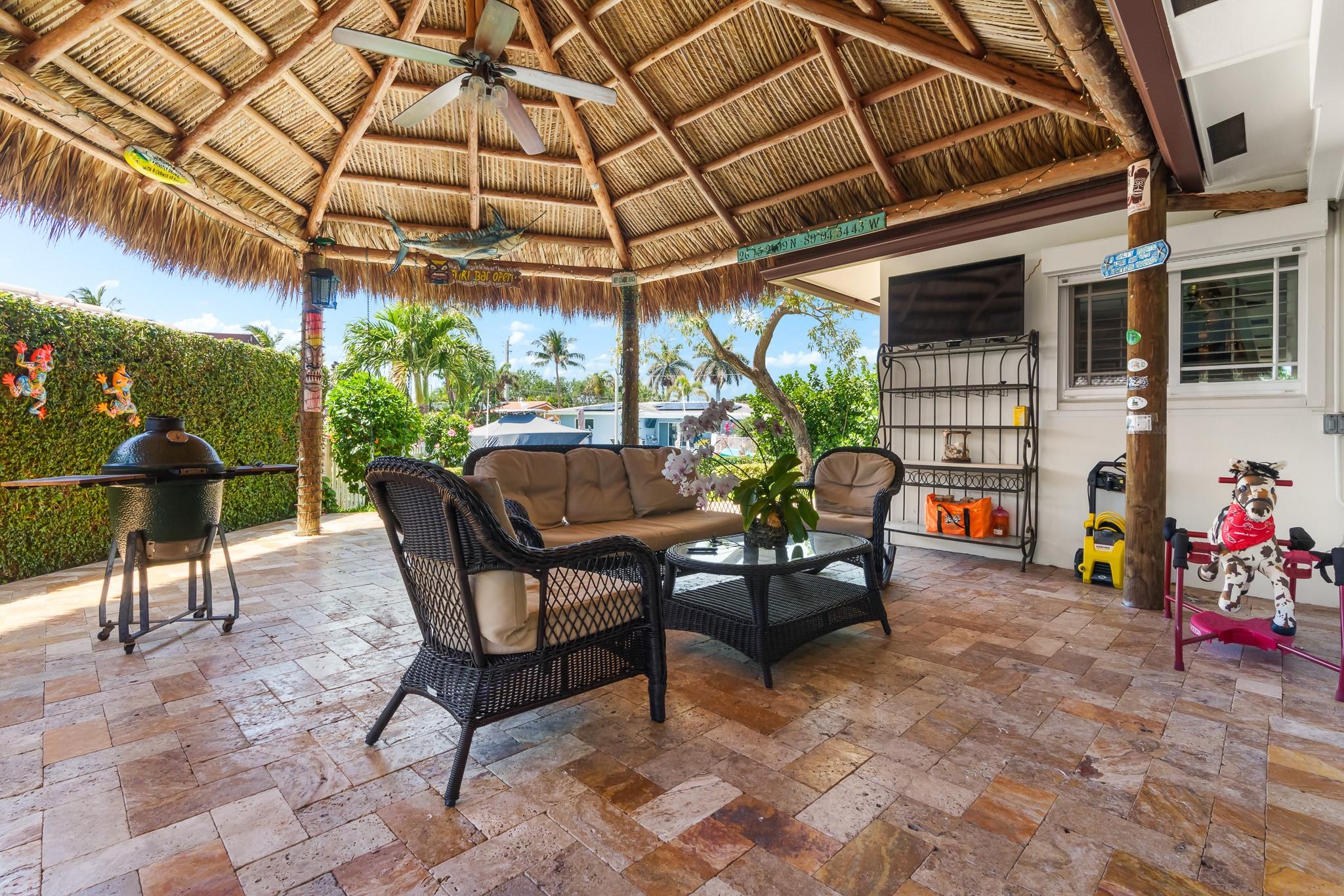 Fantastic 408 sq.ft. Tiki hut recently re thatched and ready for you to enjoy!