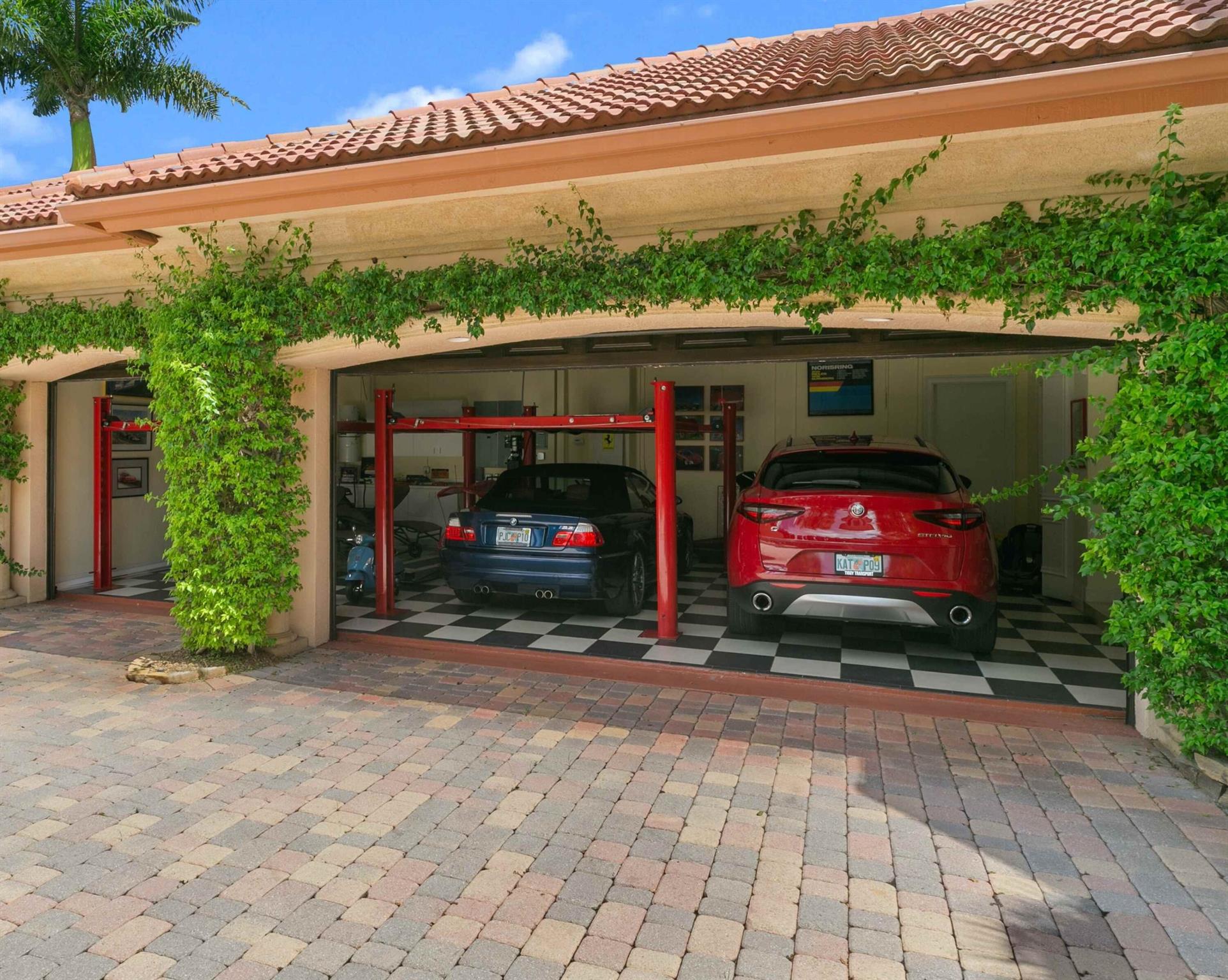 Homes for sale in Wellington, FL | 3678 Touch Of Class Court, Wellington, FL 33414 | MLS# R10973485