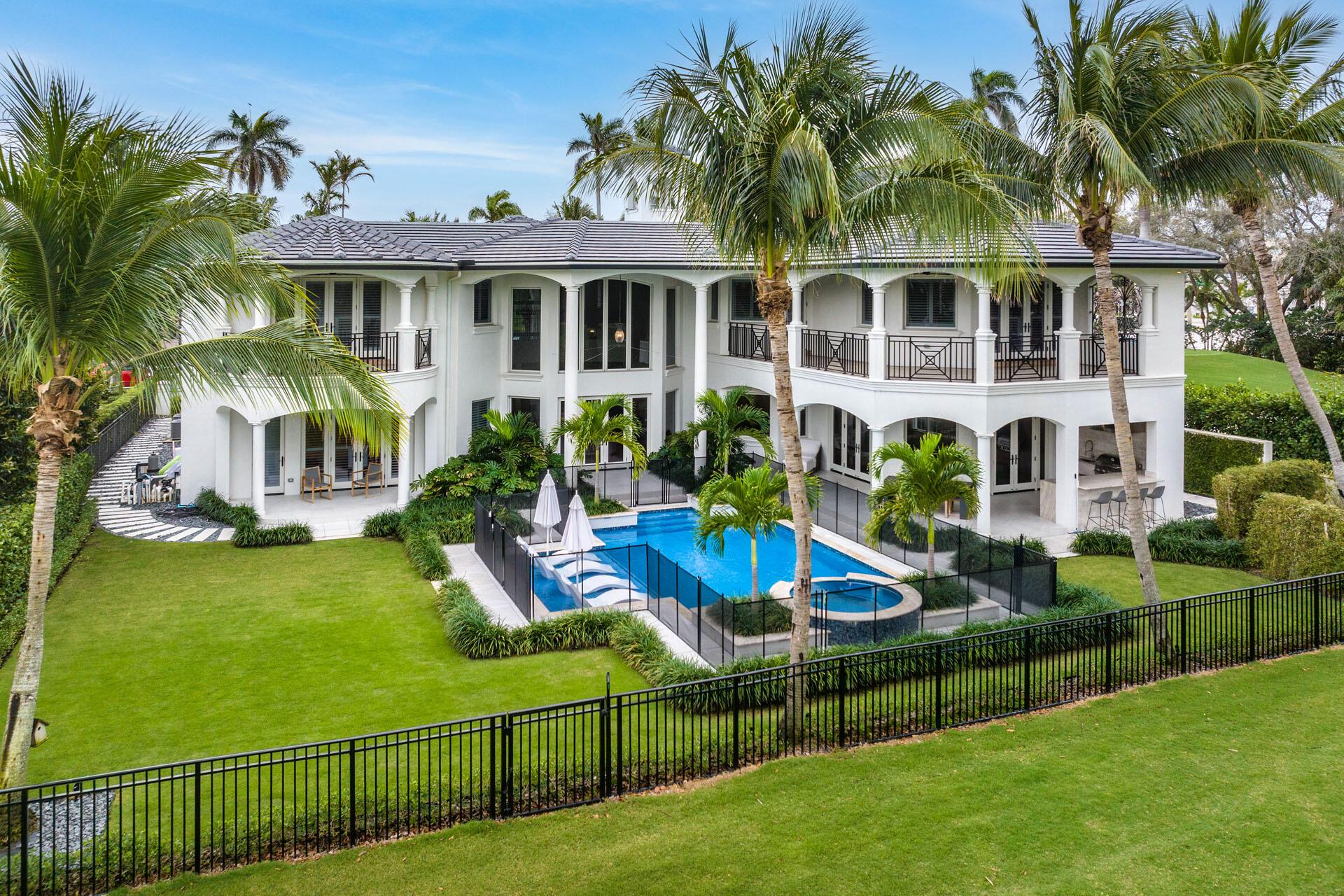 121 Royal Palm Way Boca Raton FL 33432 | R10975063