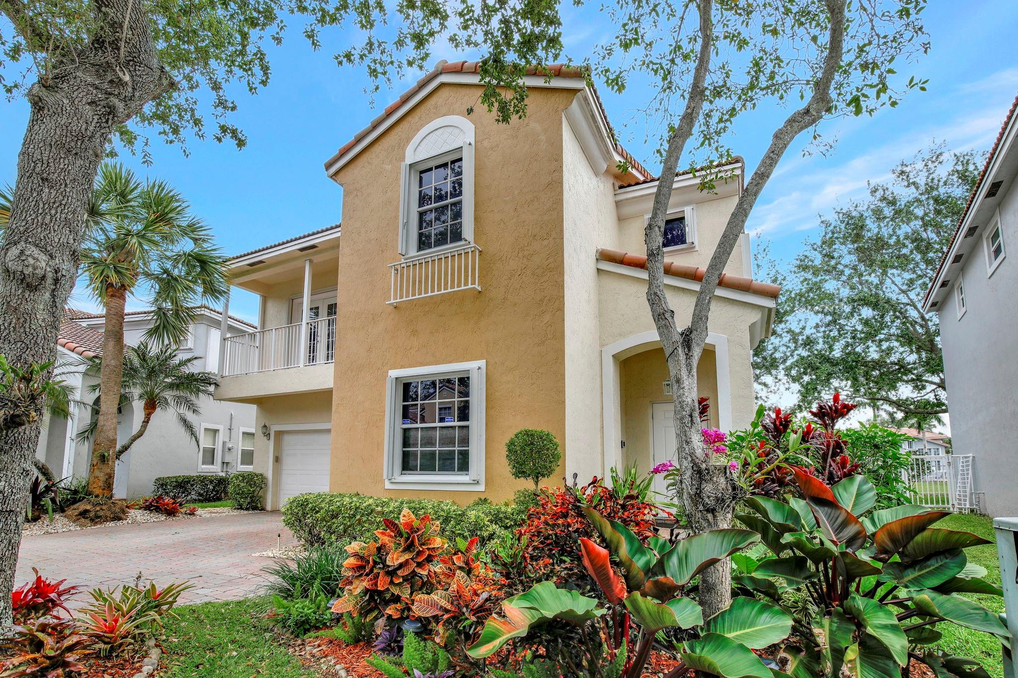 1969 Nw 74th Way Pembroke Pines FL 33024 | F10432910