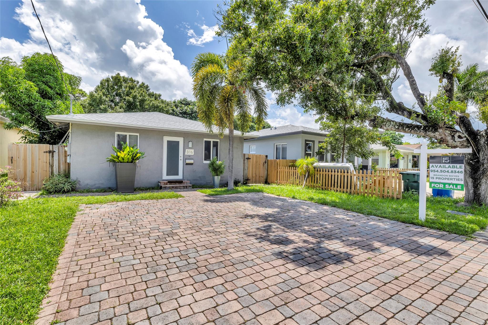 316 Ne 34th St Oakland Park FL 33334 | F10431615