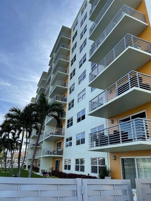 Homes for sale in Fort Lauderdale, FL | 2900 Ne 30th St #5a, Fort Lauderdale, FL 33306 | MLS# F10429447