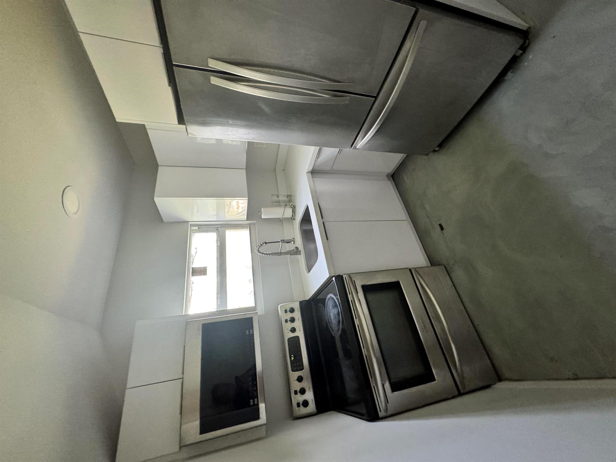 602 S 24th Avenue Unit# Rear, Hollywood, FL 33020, 1 Bedroom , 2 Bathrooms ,Single Family Residence,Off Market,R10976271, Horizon Palm Realty Group