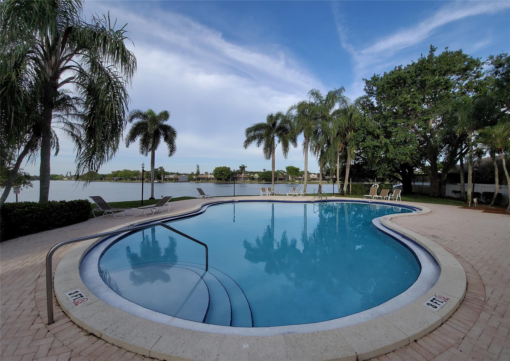 11747 Nw 12th St Pembroke Pines FL 33026 | F10433462