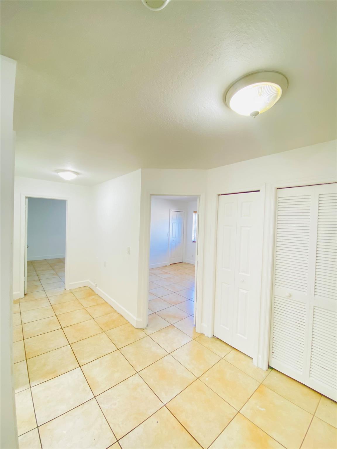 upstairs hallway to rooms