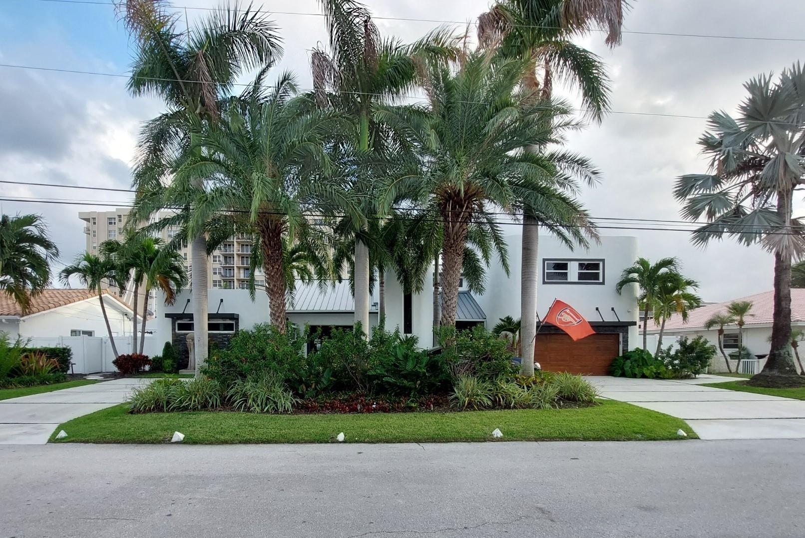 FRONT OF HOME- SOUTH VIEW