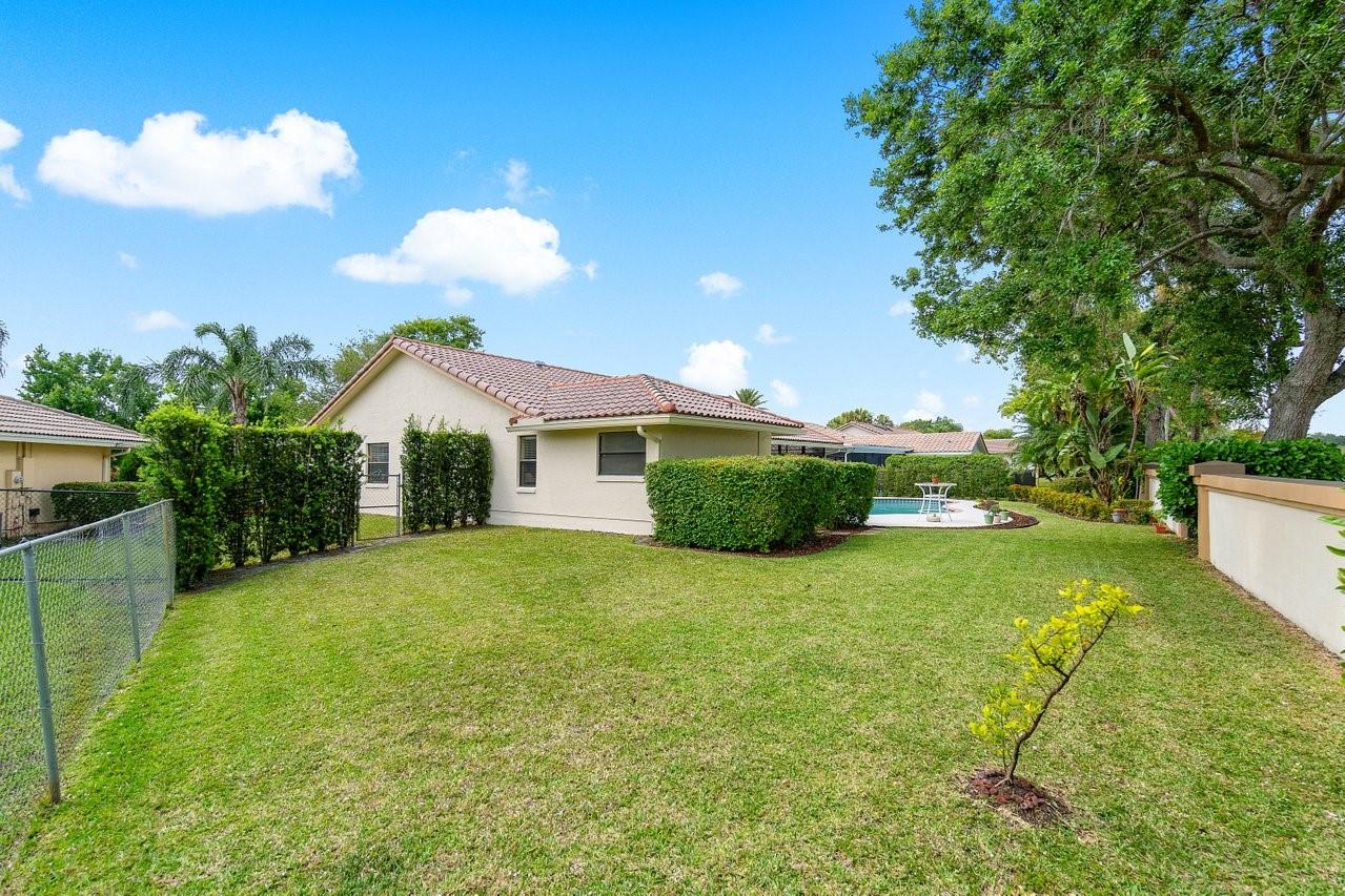 Huge yard for tot lot, pets, or extra lounging space!