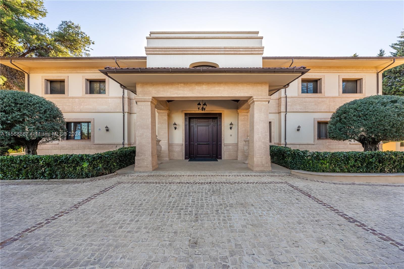 00 Guadalmina Baja Marbella, FL 