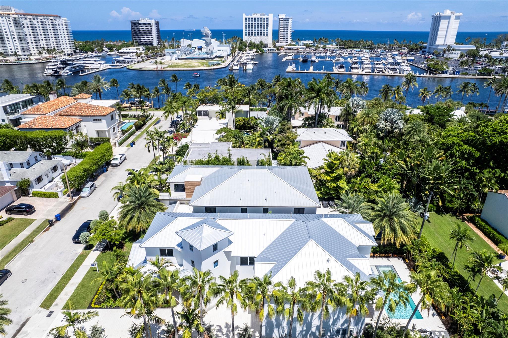 4th lot from intracoastal