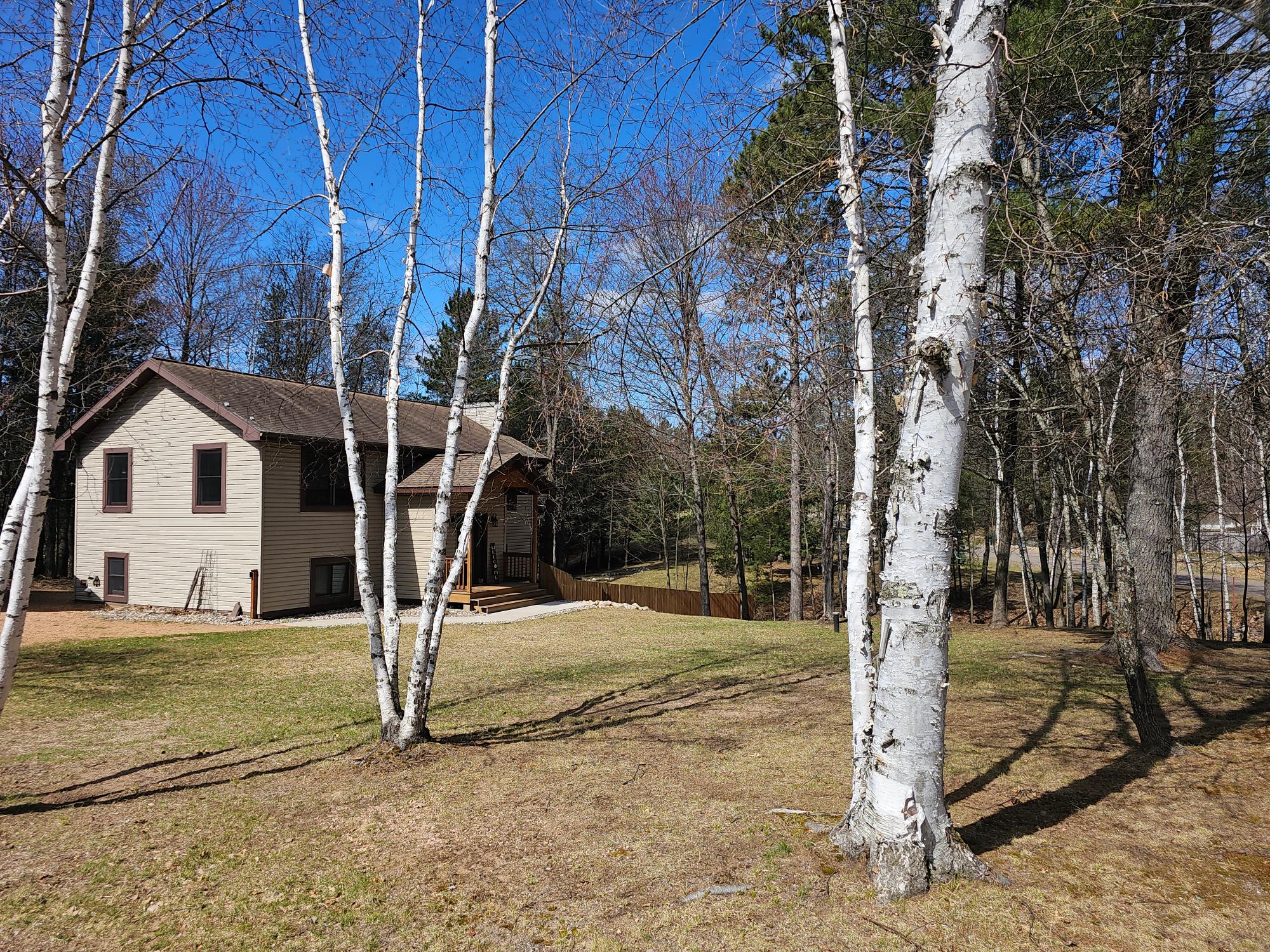 Arrowhead Lake Property 1308 Harbor Dr E Photo 1