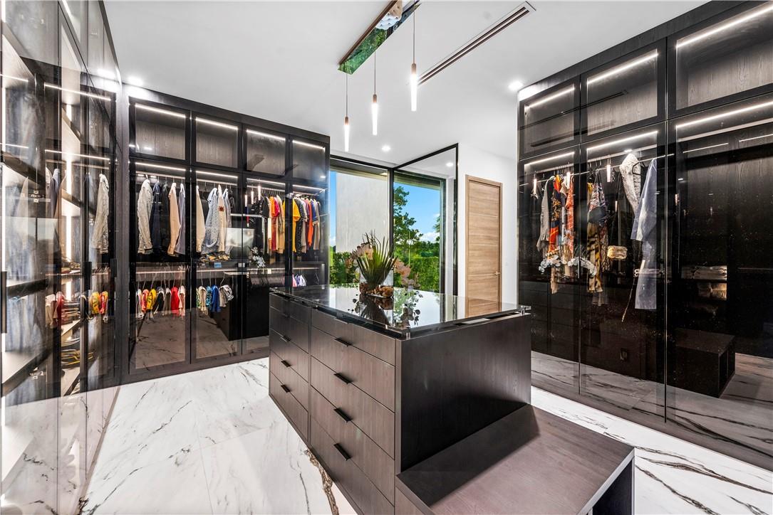 Master Bedroom Closet