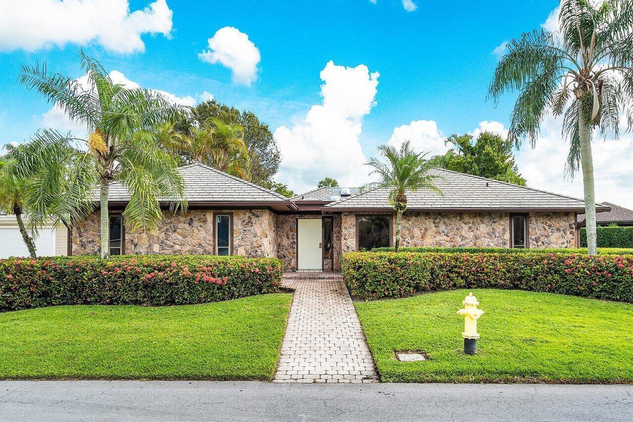 13932 Eastpointe Court Palm Beach Gardens FL 33418 | R10982523