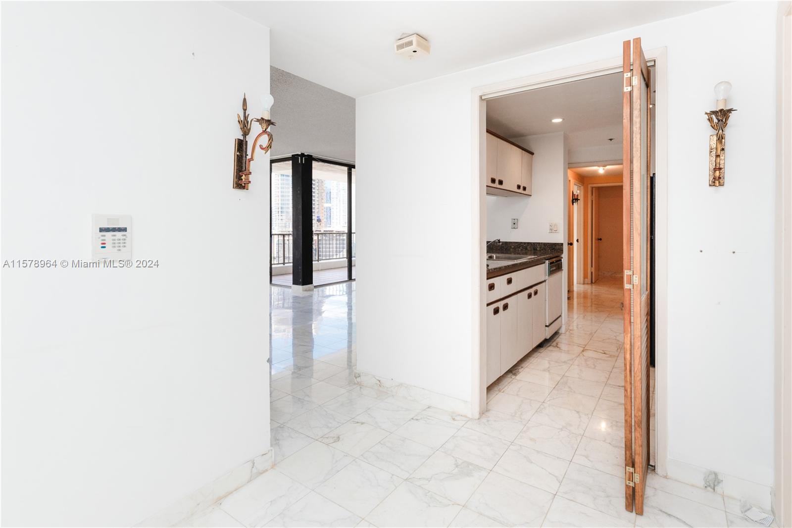 1581 Brickell Ave #1107, Miami FL 33129