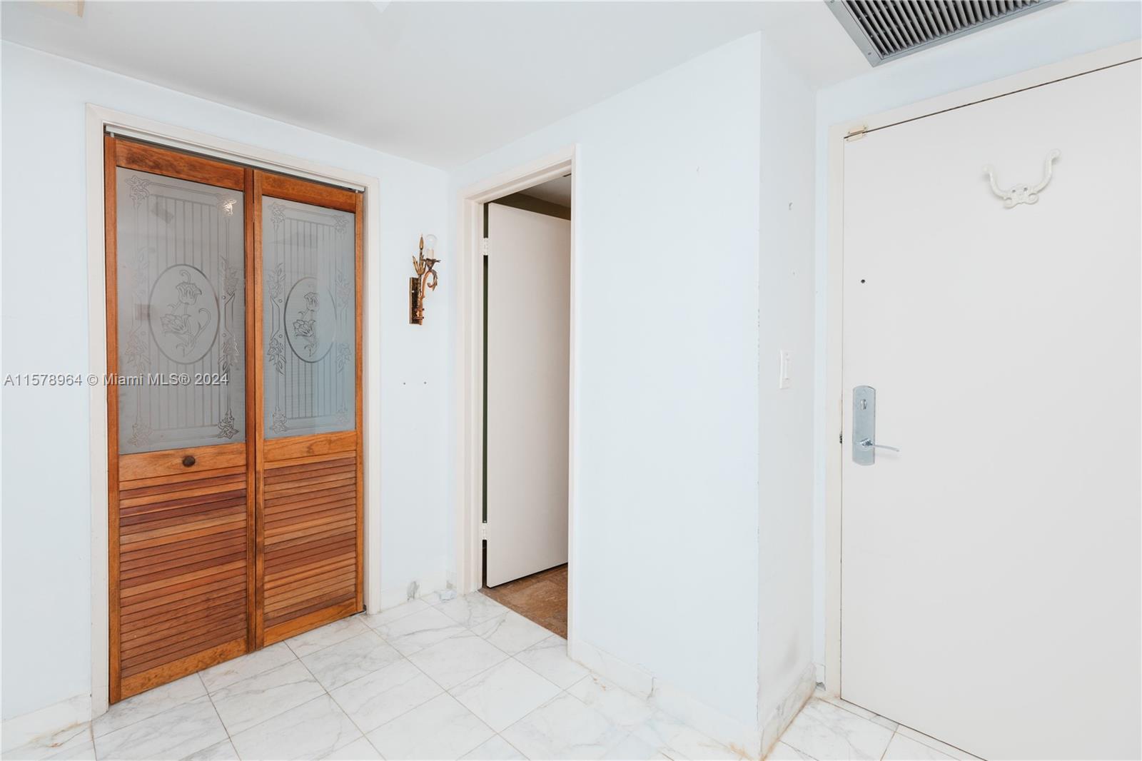 1581 Brickell Ave #1107, Miami FL 33129