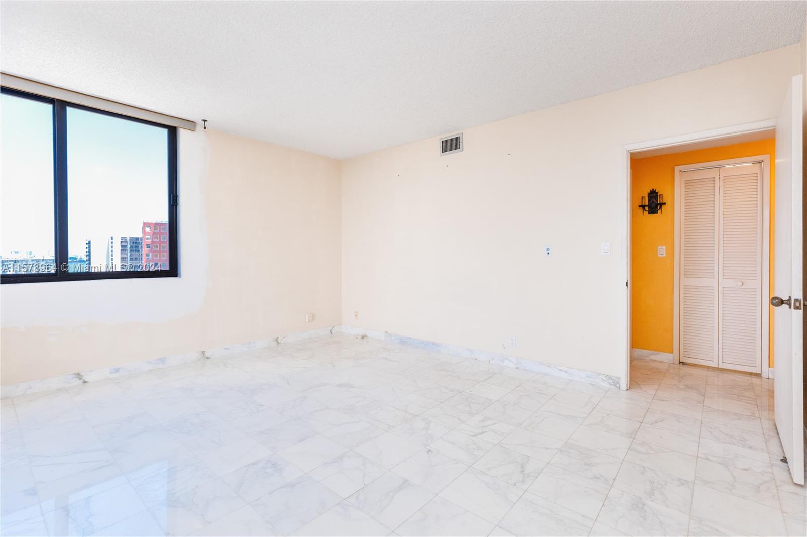 1581 Brickell Ave #1107, Miami FL 33129