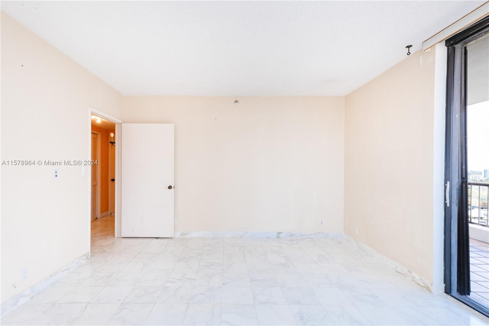 1581 Brickell Ave #1107, Miami FL 33129