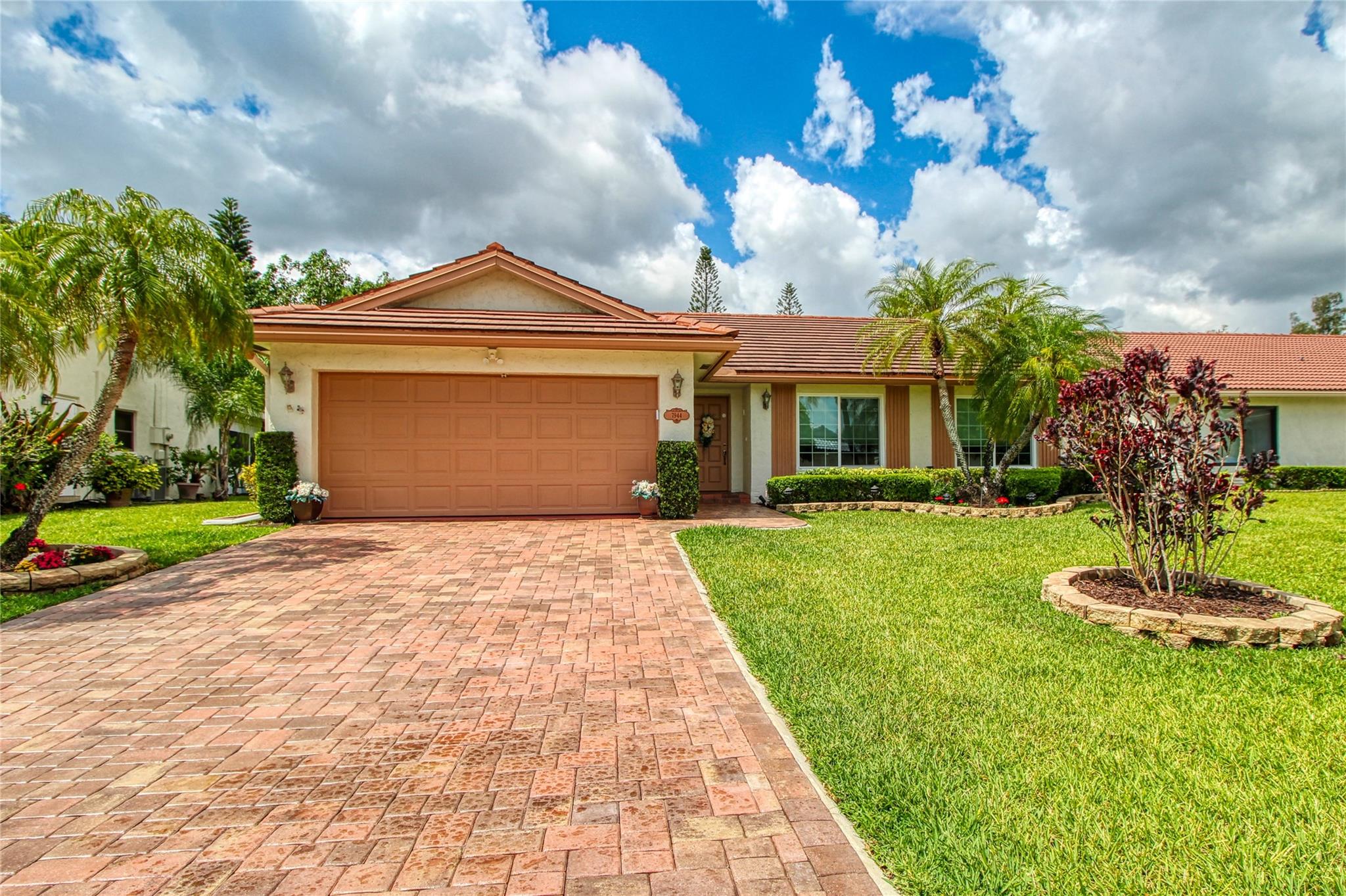 7944 Cloverfield Circle Boca Raton FL 33433 | F10437127