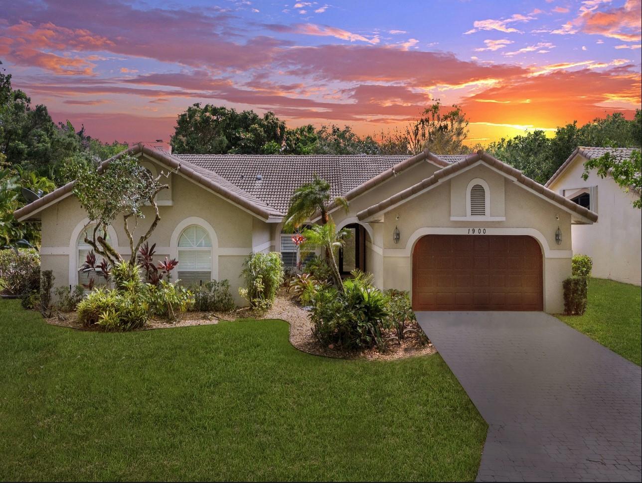 1900 Augusta Ter Coral Springs FL 33071 | F10437311