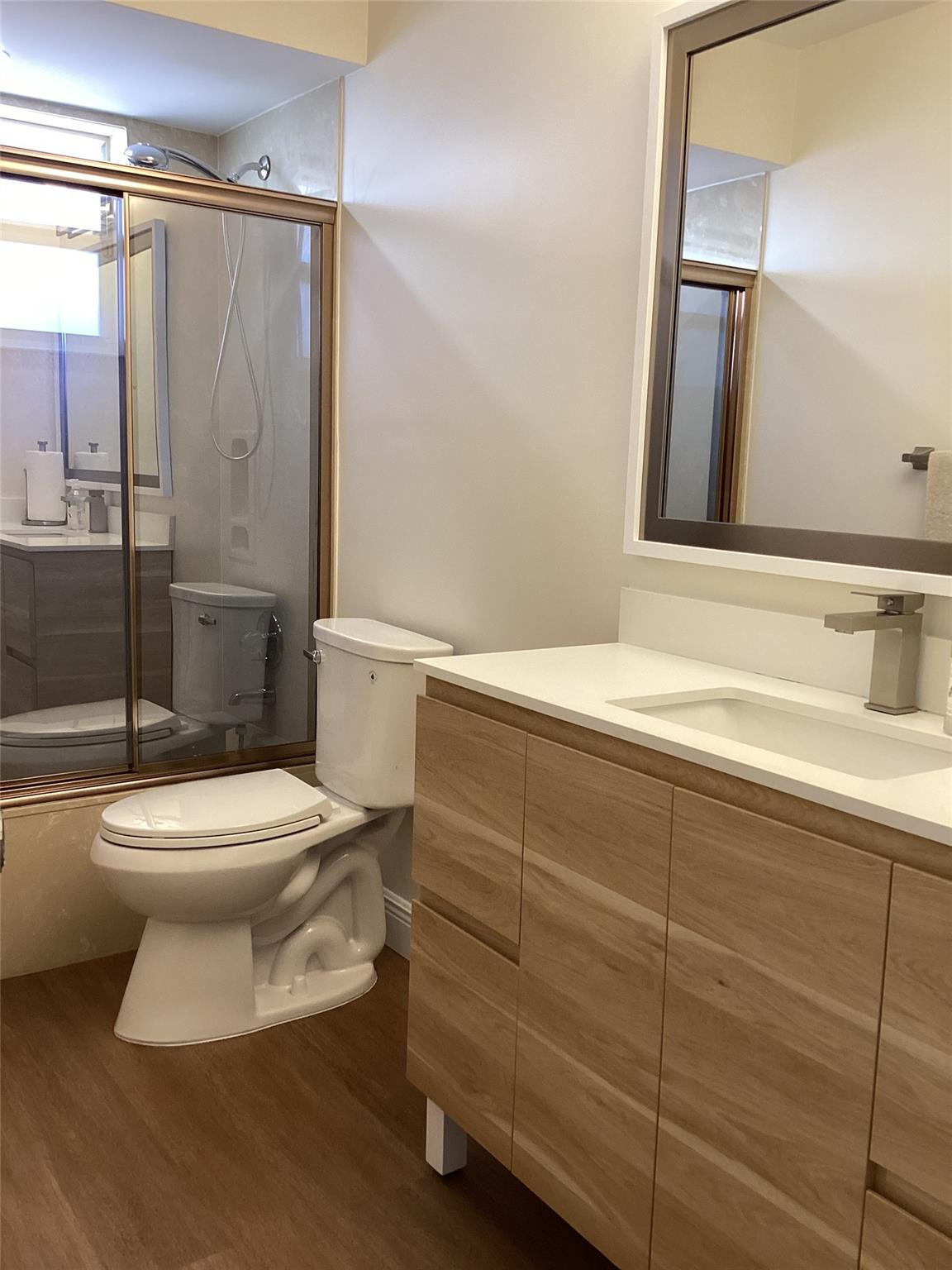 2nd Bathroom