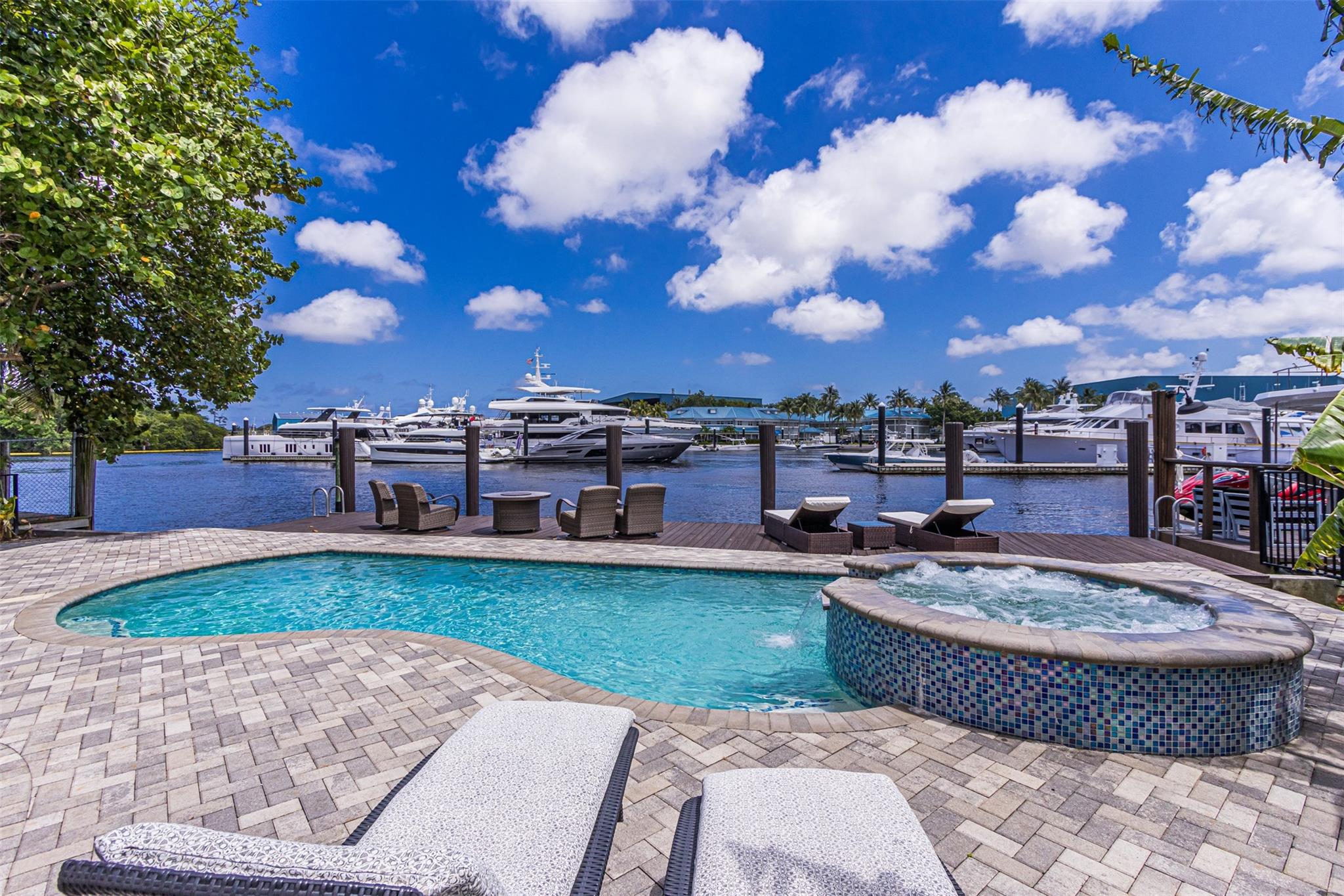 1998 Sw 16th Ct Fort Lauderdale FL 33312 | F10437908