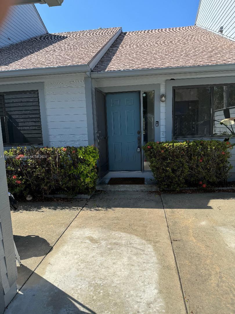 Homes for sale in Hobe Sound, FL | 6114 Se Georgetown Pl, Hobe Sound, FL 33455 | MLS# A11581773