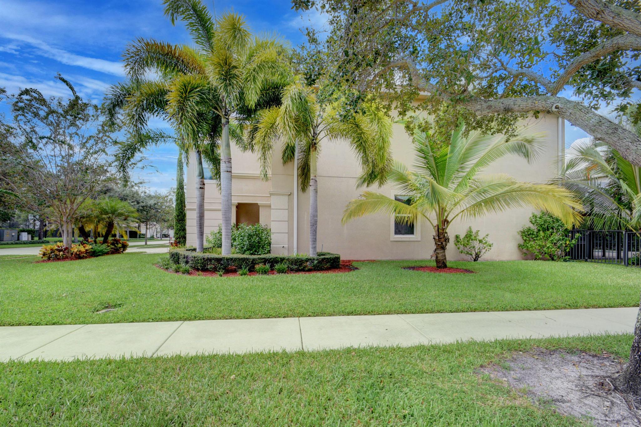 Homes for sale in Royal Palm Beach, FL | 8625 Wellington View Dr, Royal Palm Beach, FL 33411 | MLS# R10985080