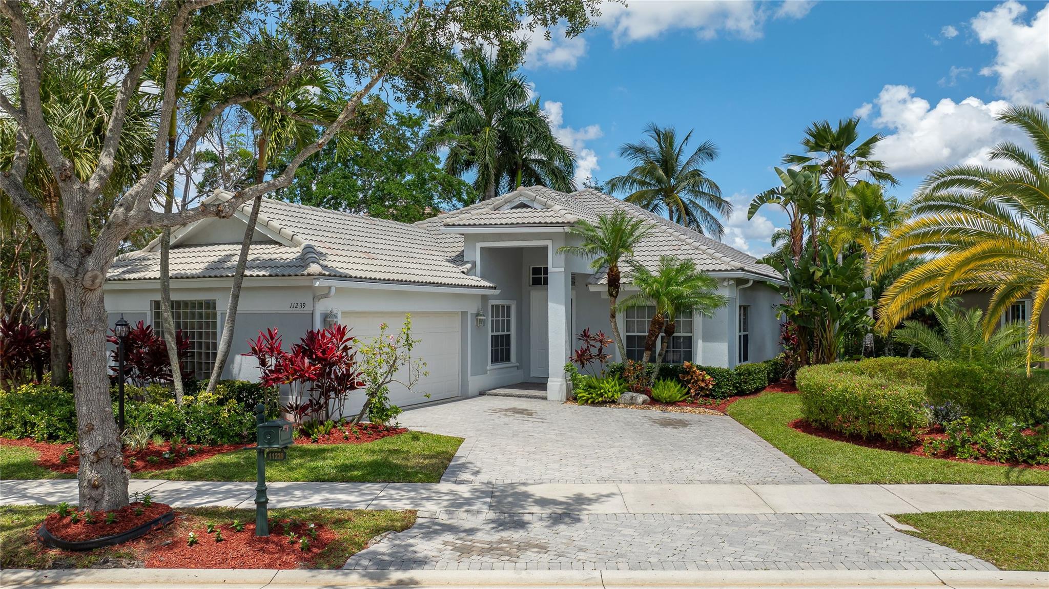 11239 Nw 65th Mnr Parkland FL 33076 | F10438161