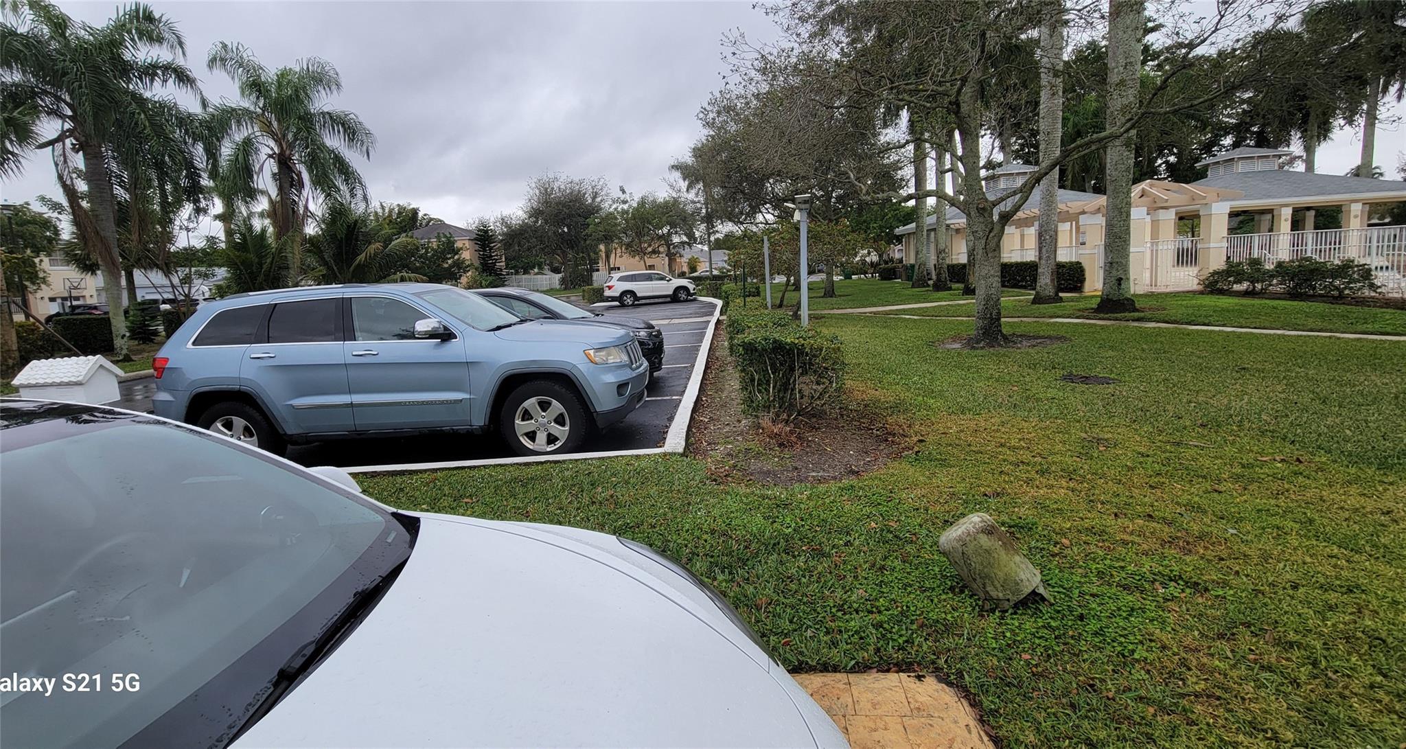 Guest Parking nearby