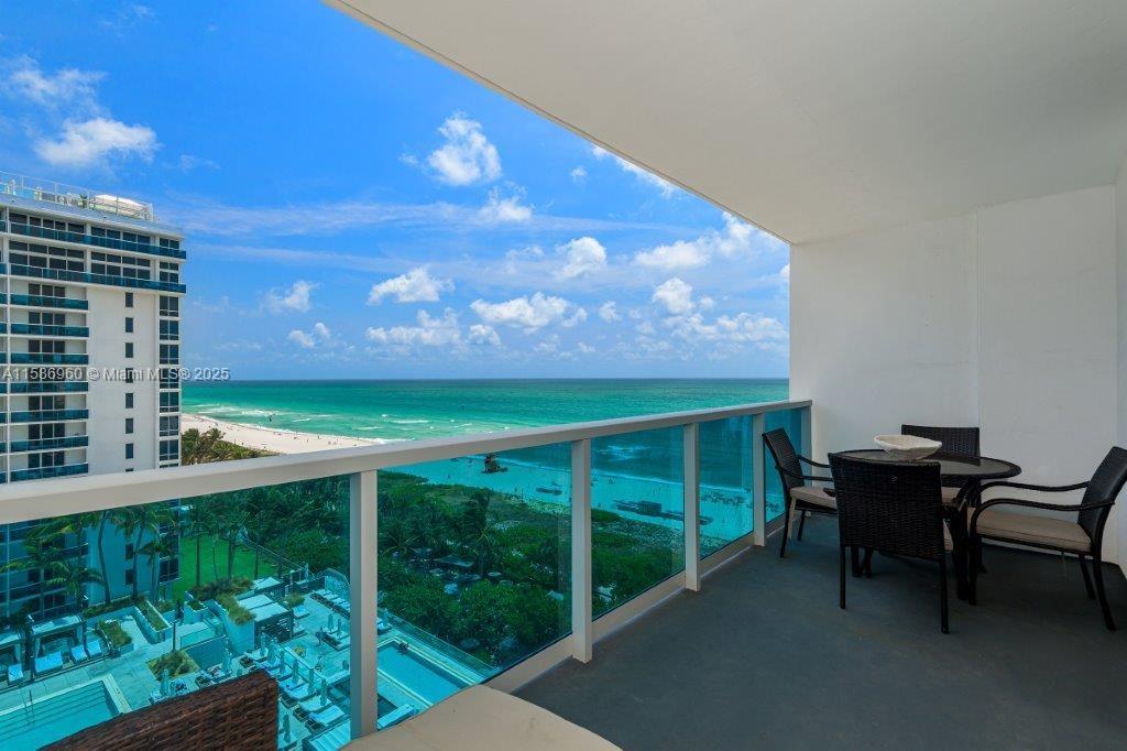 Roney Palace Condo
