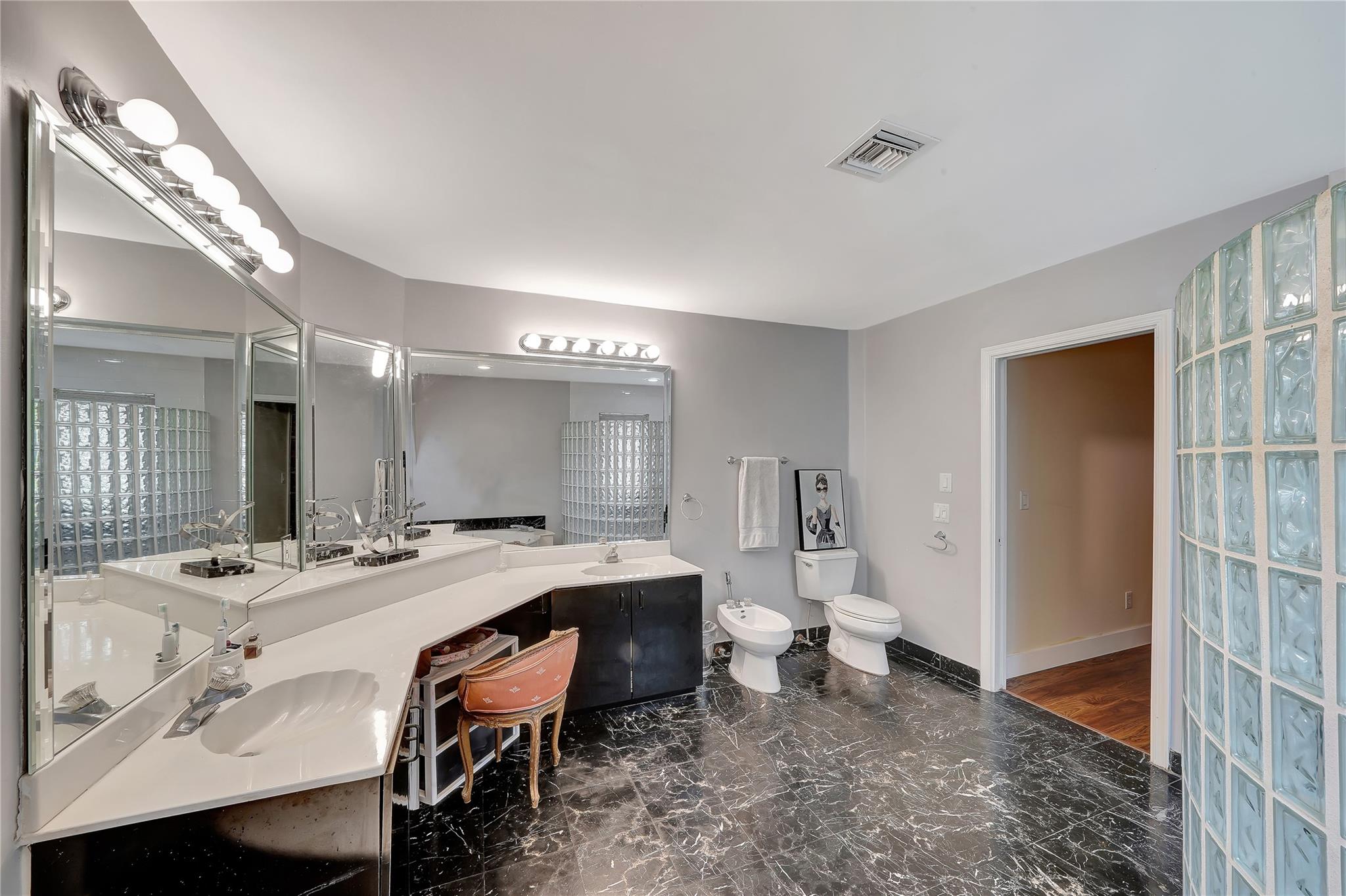 Primary Bath with Dual Sinks