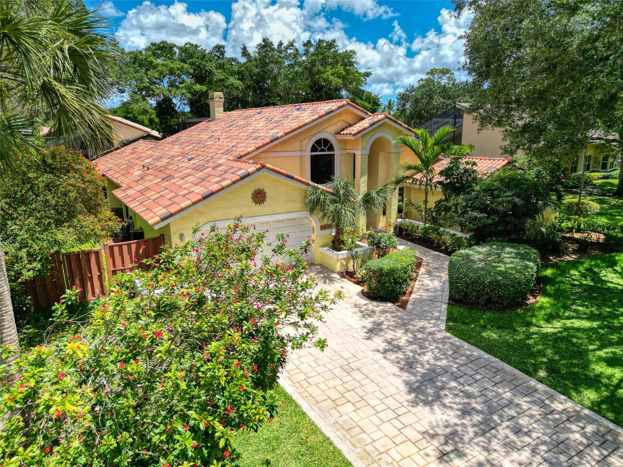 Long Driveway Fits 4 vehicles