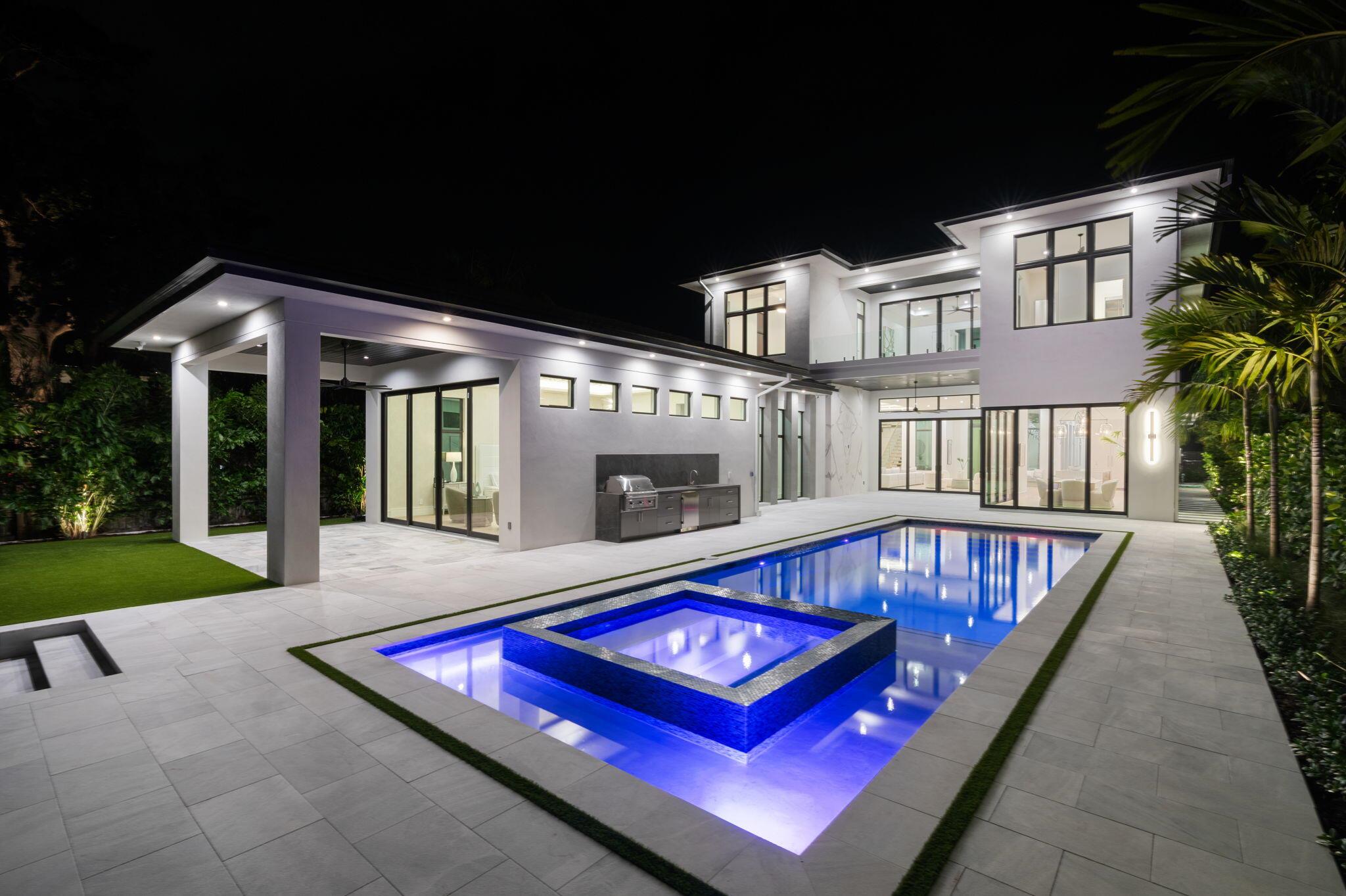 2085 Vitex Lane North Palm Beach FL 33408 | R10988340