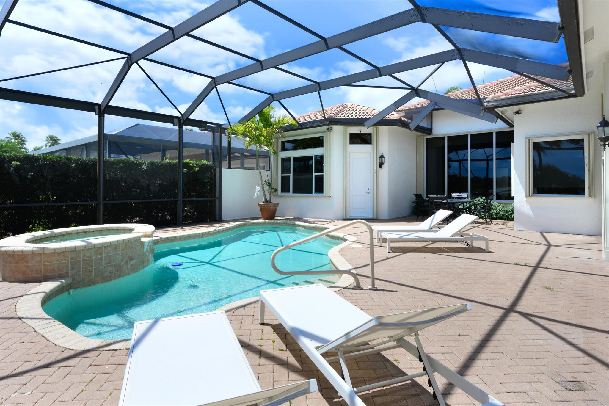 Homes for sale in West Palm Beach, FL | 7030 Isla Vista Dr, West Palm Beach, FL 33412 | MLS# R10988879